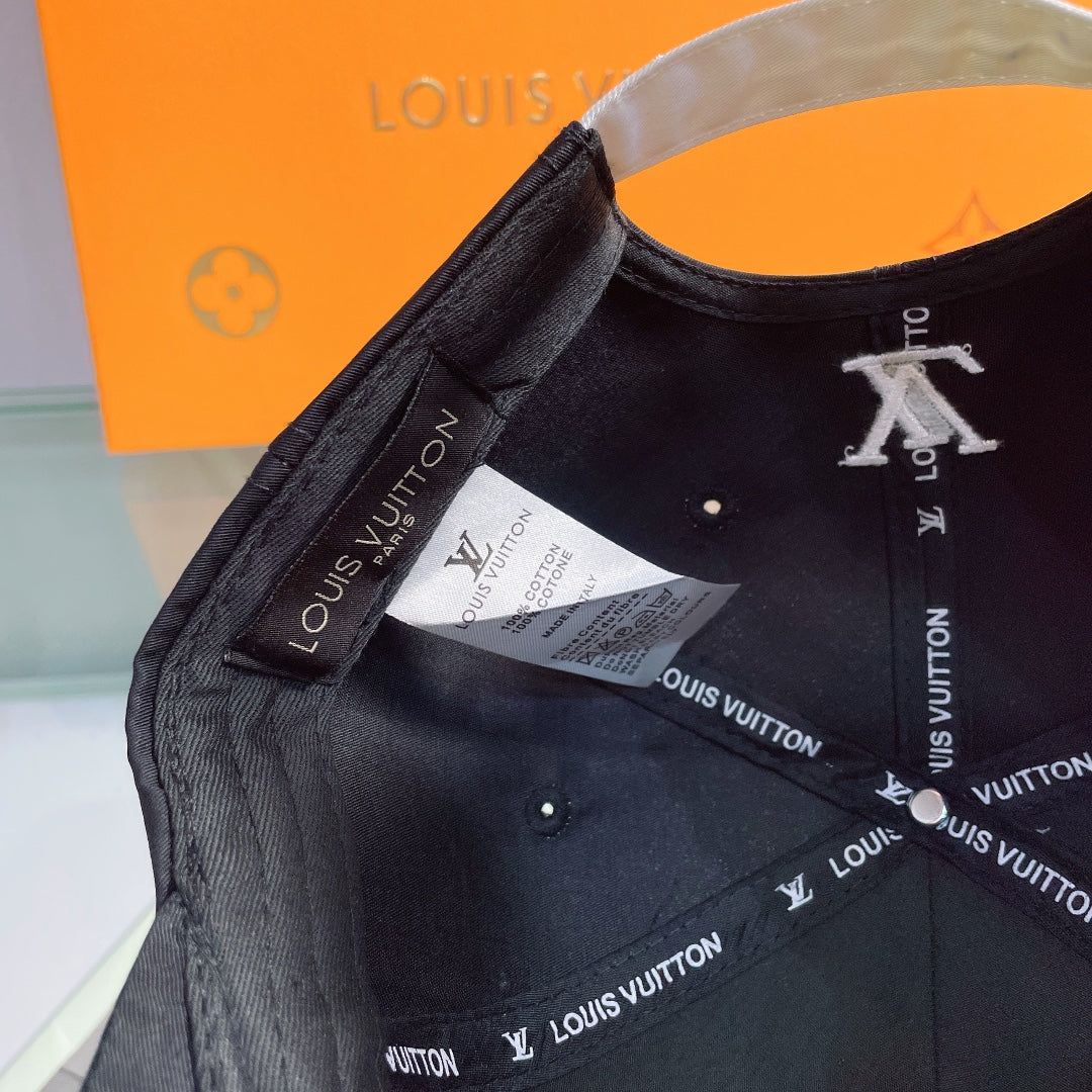 Luxuriöse Baseballkappe mit besticktem Monogramm | Luxuriöser Designerhut