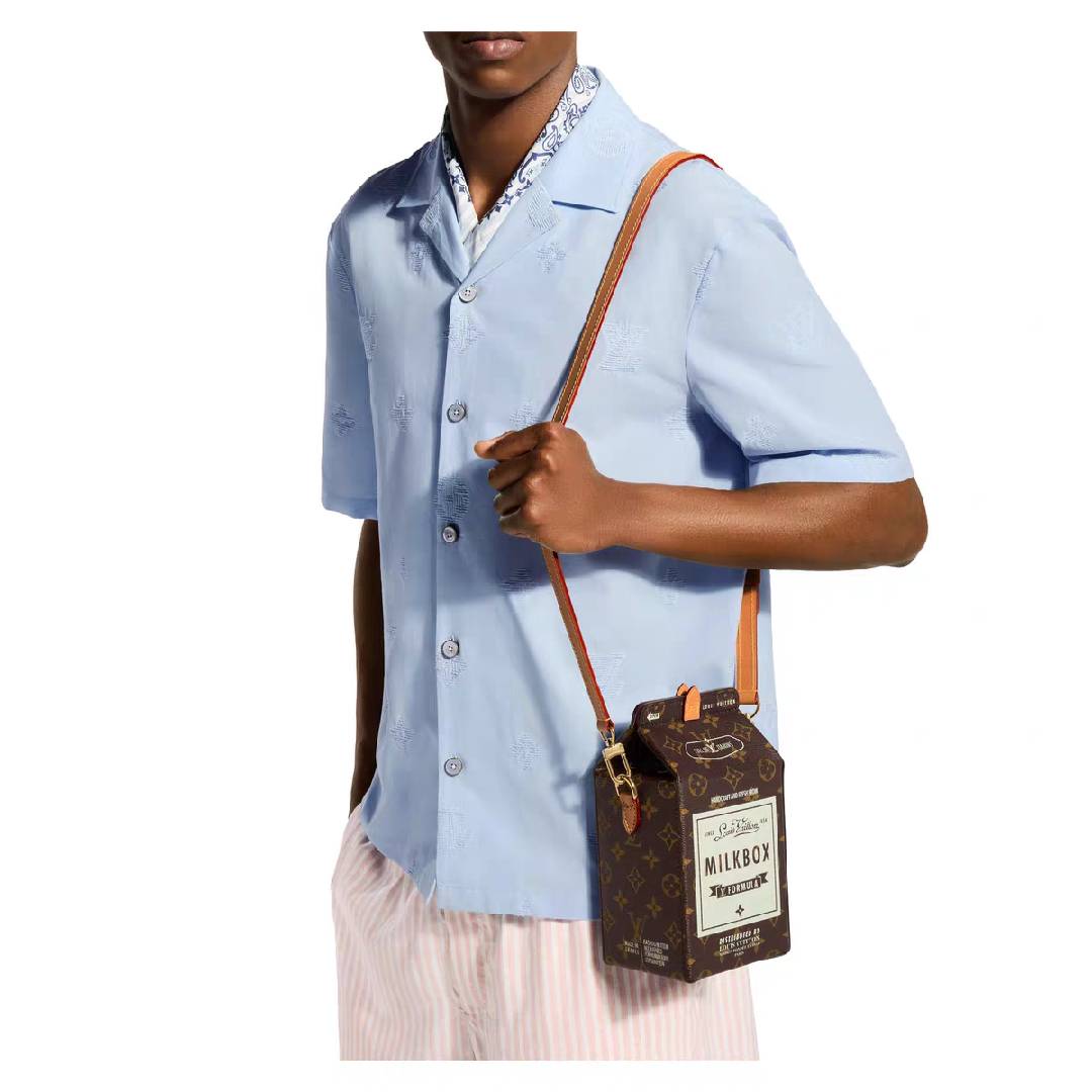 Limited-edition milk carton-style fashion handbag