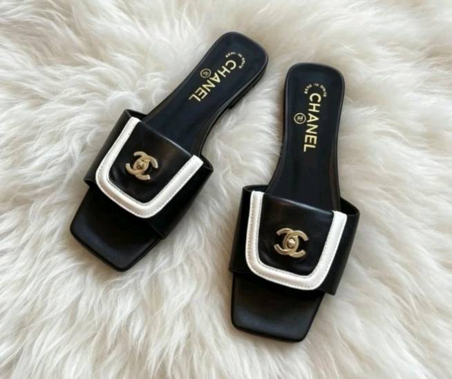Trendy shoes