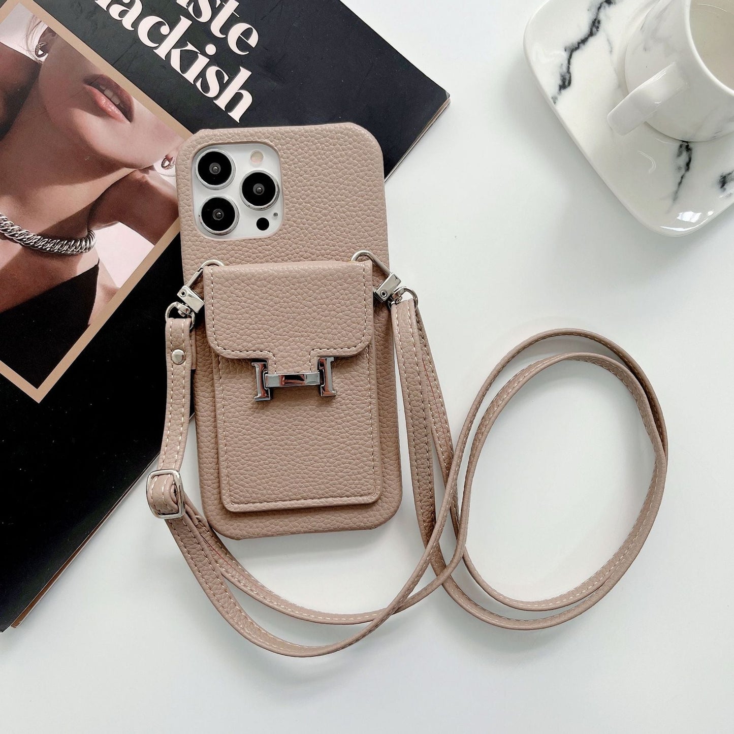 Étui pour iPhone avec chaîne en cuir et porte-carte H