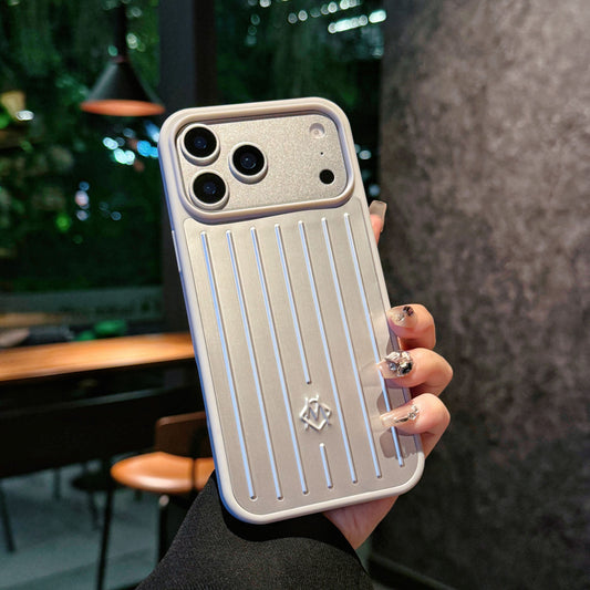 Ribbet Metallic Armour iPhone-etui – Stilfuld beskyttelse inspireret af rejser