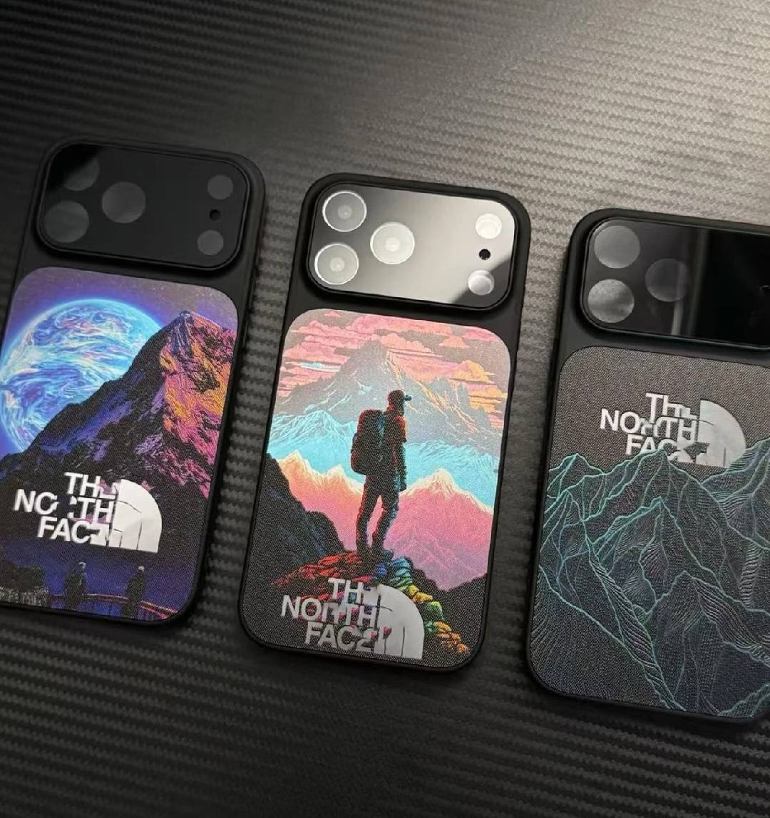 Stylish Mountain Print Phone Case