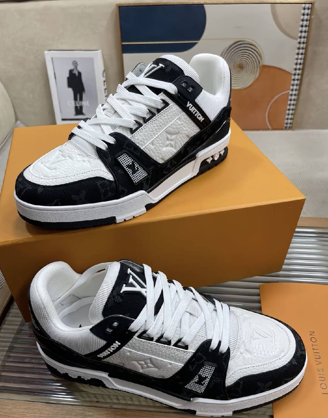Light luxury versatile trendy sneakers for stylish men and women