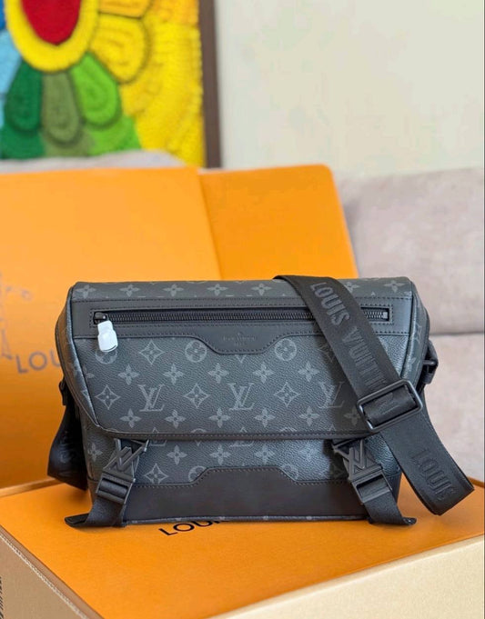 Dark Tone Luxury Leather Messenger Bag