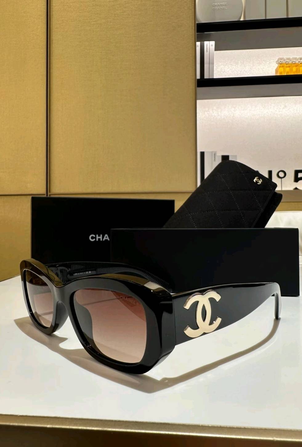 5493 Dark Havana Light Luxury Sunglasses