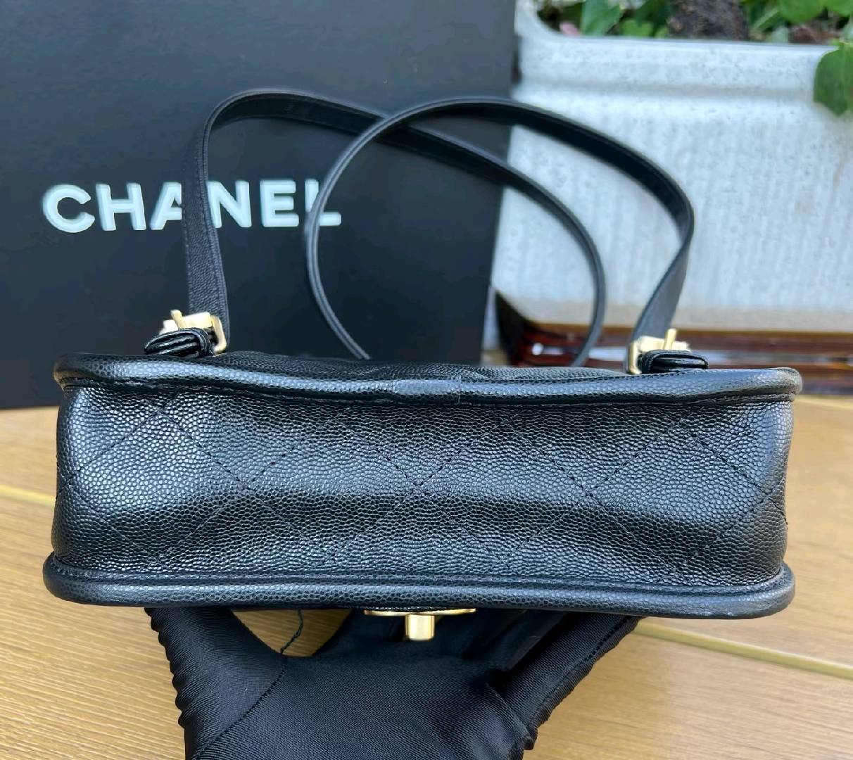 🖤 Lux Quilted Flap Handbag