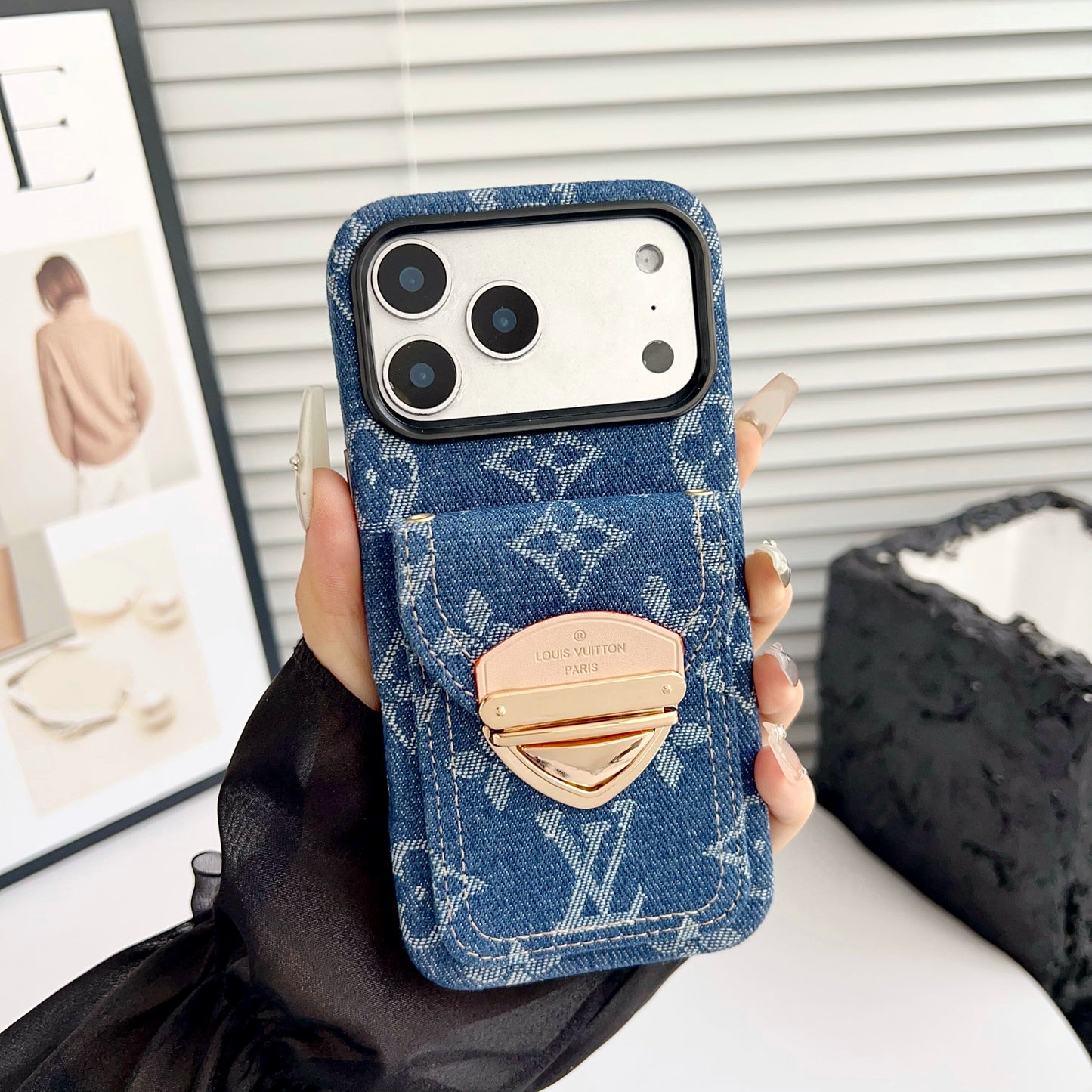 Étui pour iPhone à bandoulière de luxe avec poche pour cartes & Sangle amovible