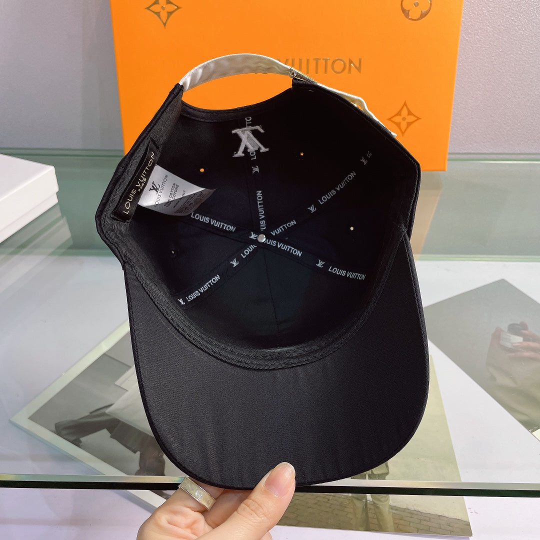 Luxuriöse Baseballkappe mit besticktem Monogramm | Luxuriöser Designerhut