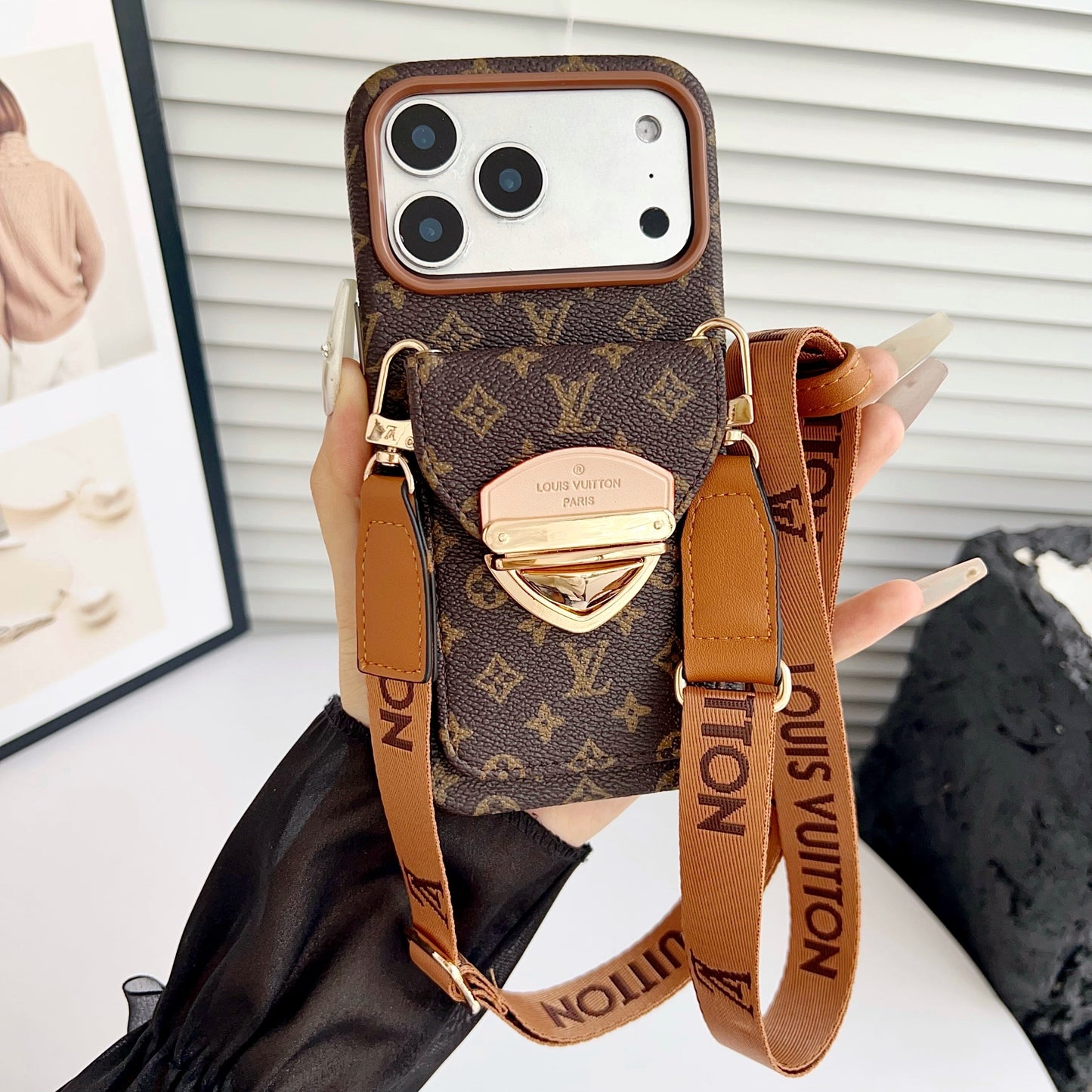 Étui pour iPhone à bandoulière de luxe avec poche pour cartes & Sangle amovible