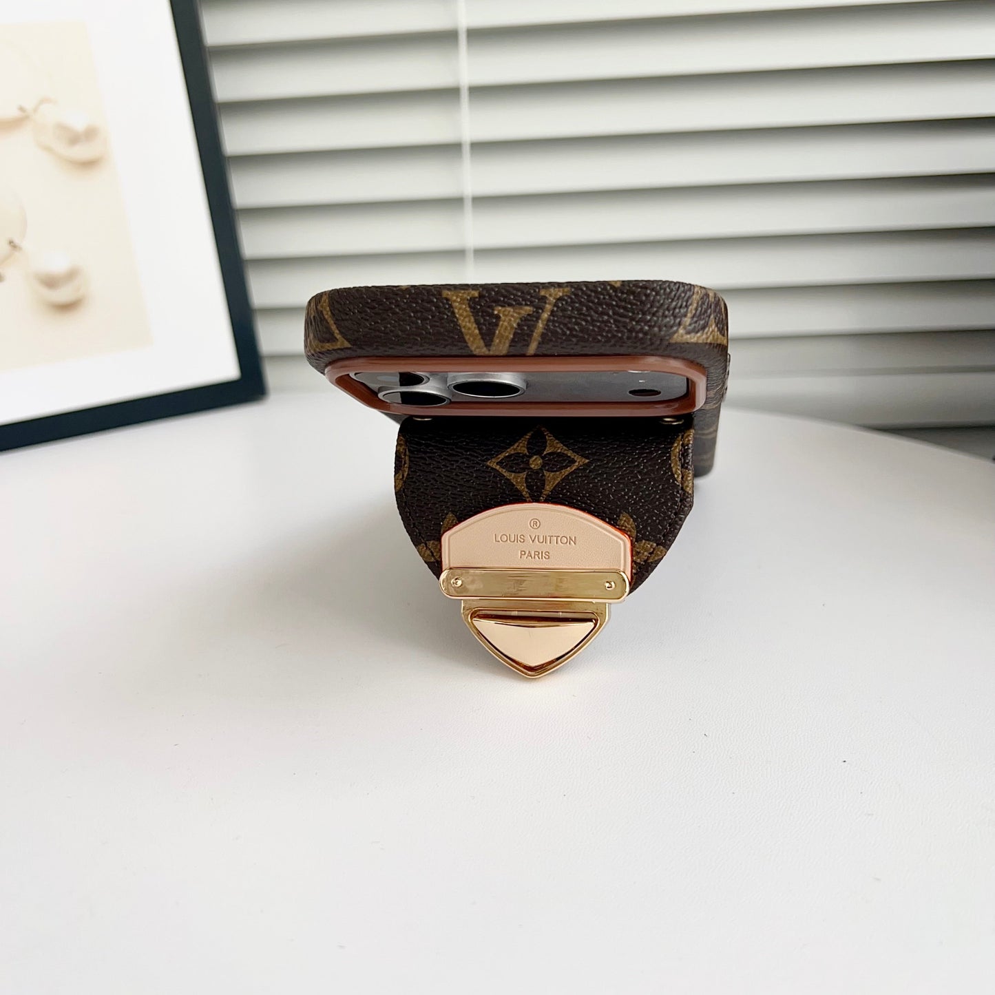 Étui pour iPhone à bandoulière de luxe avec poche pour cartes & Sangle amovible