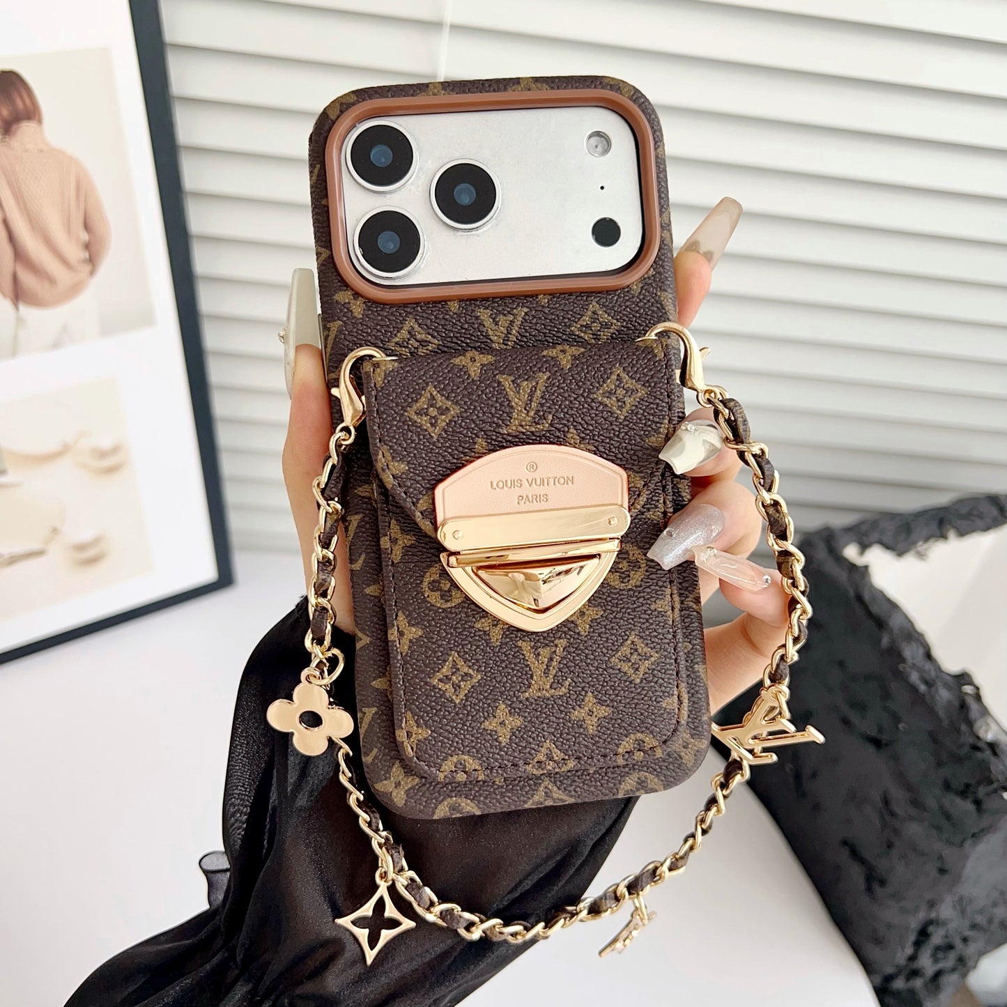 Étui pour iPhone à bandoulière de luxe avec poche pour cartes & Sangle amovible