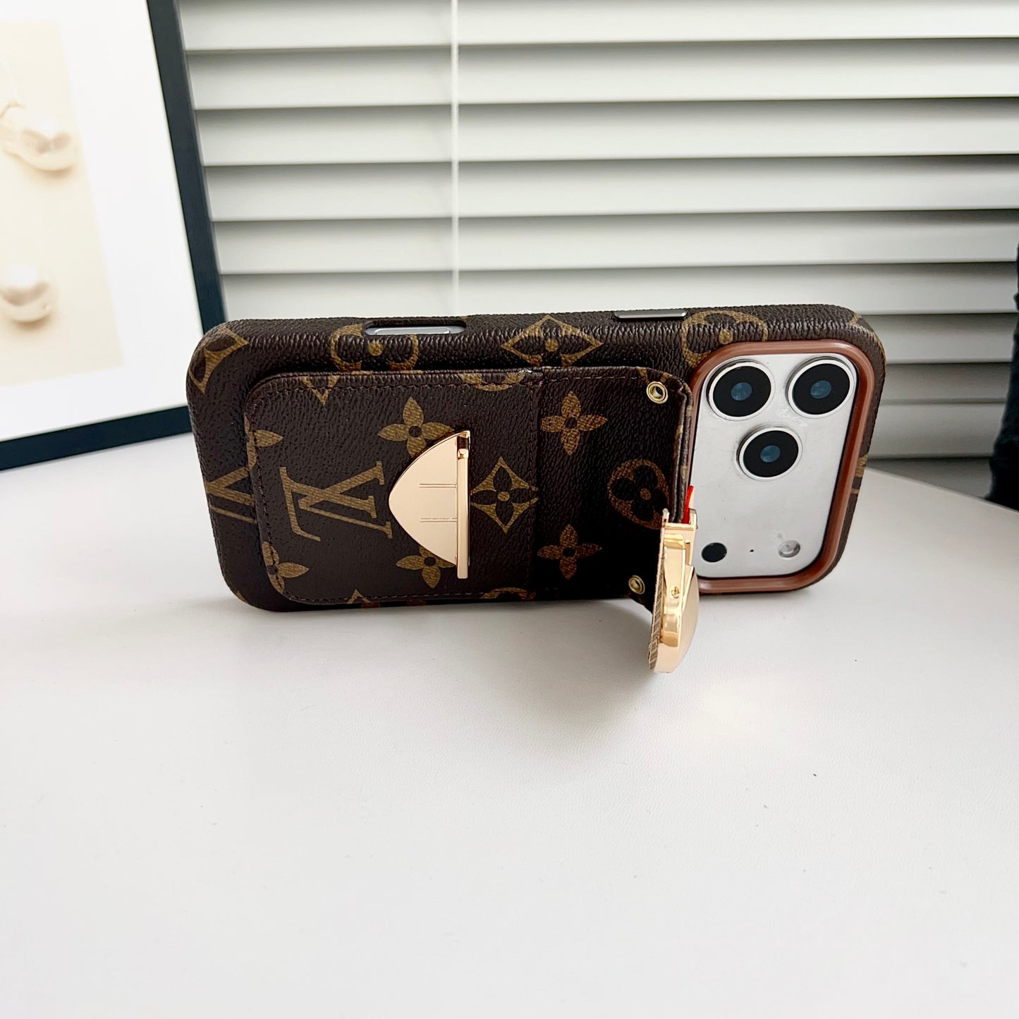 Étui pour iPhone à bandoulière de luxe avec poche pour cartes & Sangle amovible