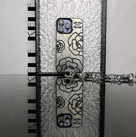 CAMELLIA-INSPIRERET IPHONE CASE MED UNIKT DESIGN