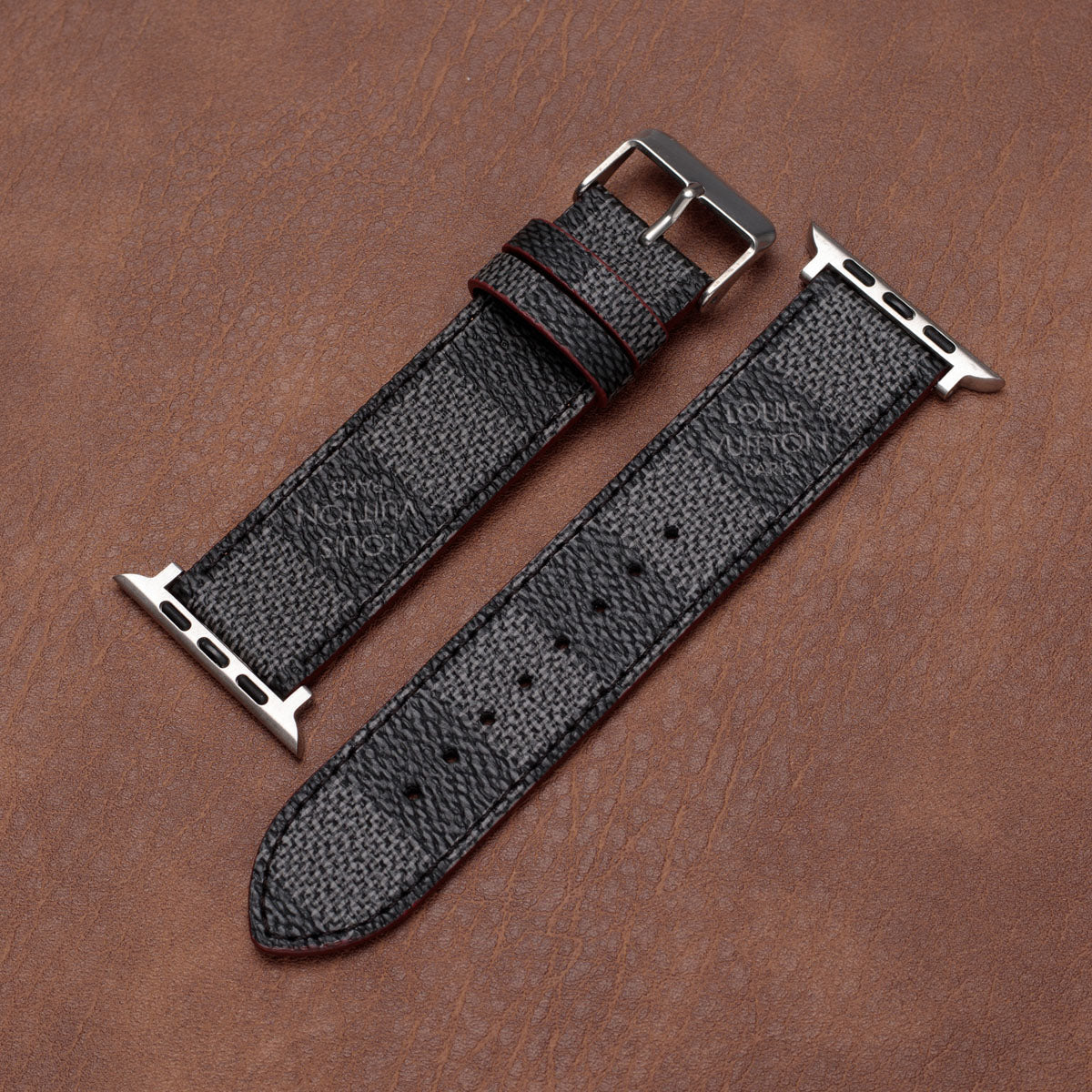 Ledaj Monogramaj Apple Watch Bandoj