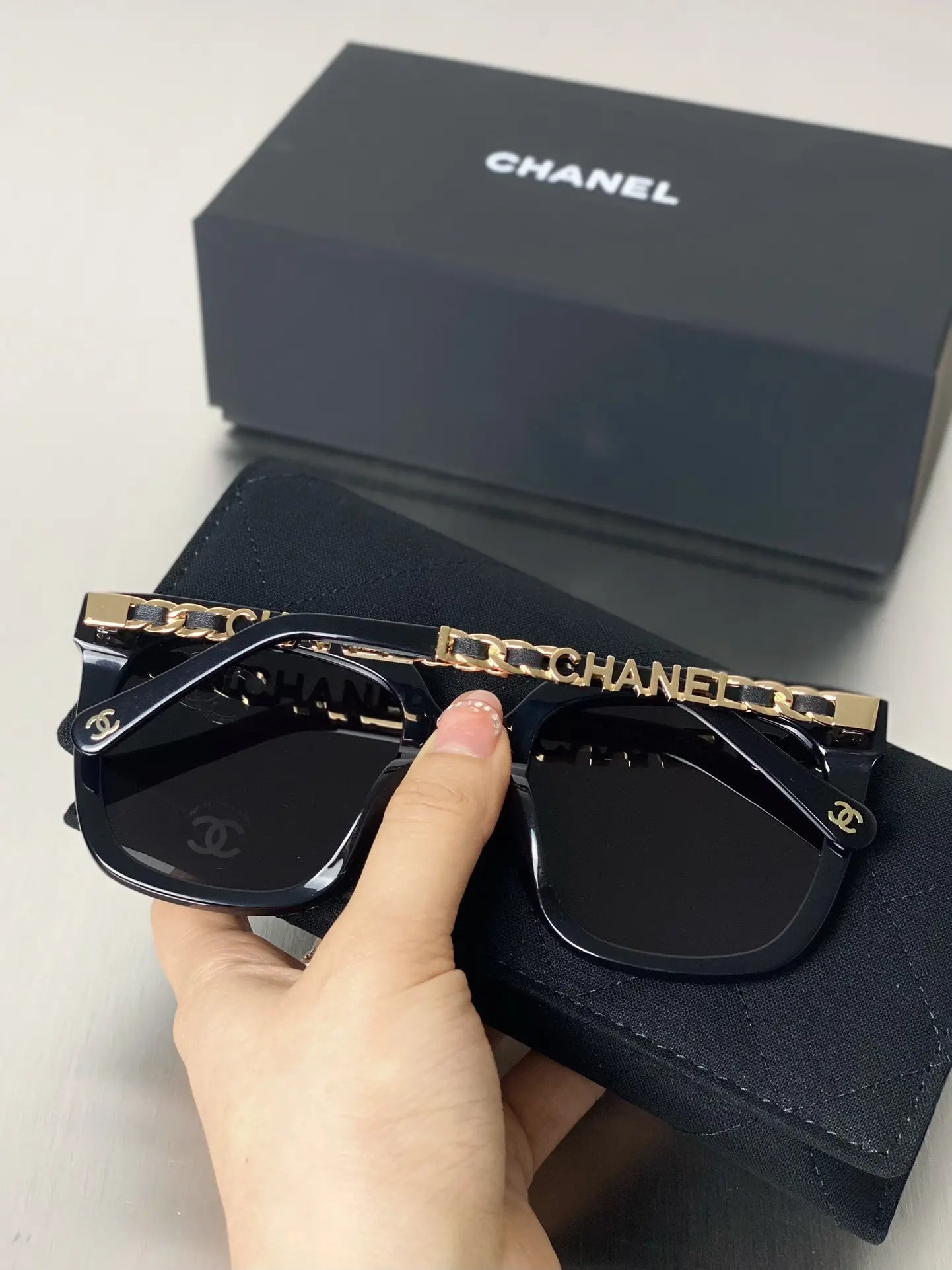 High-End Fashion Sunglasses