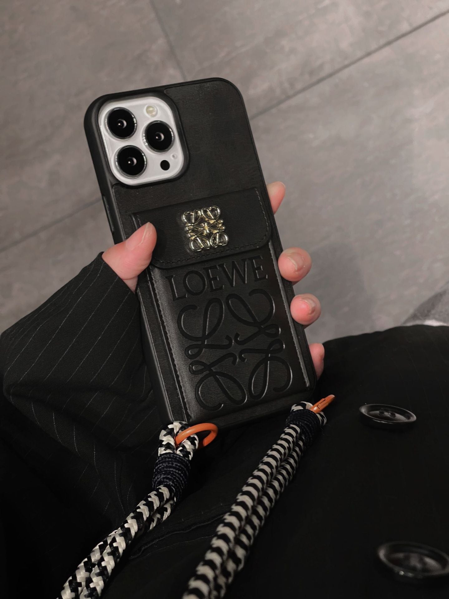 Étui pour iPhone en cuir avec porte-cartes Loe