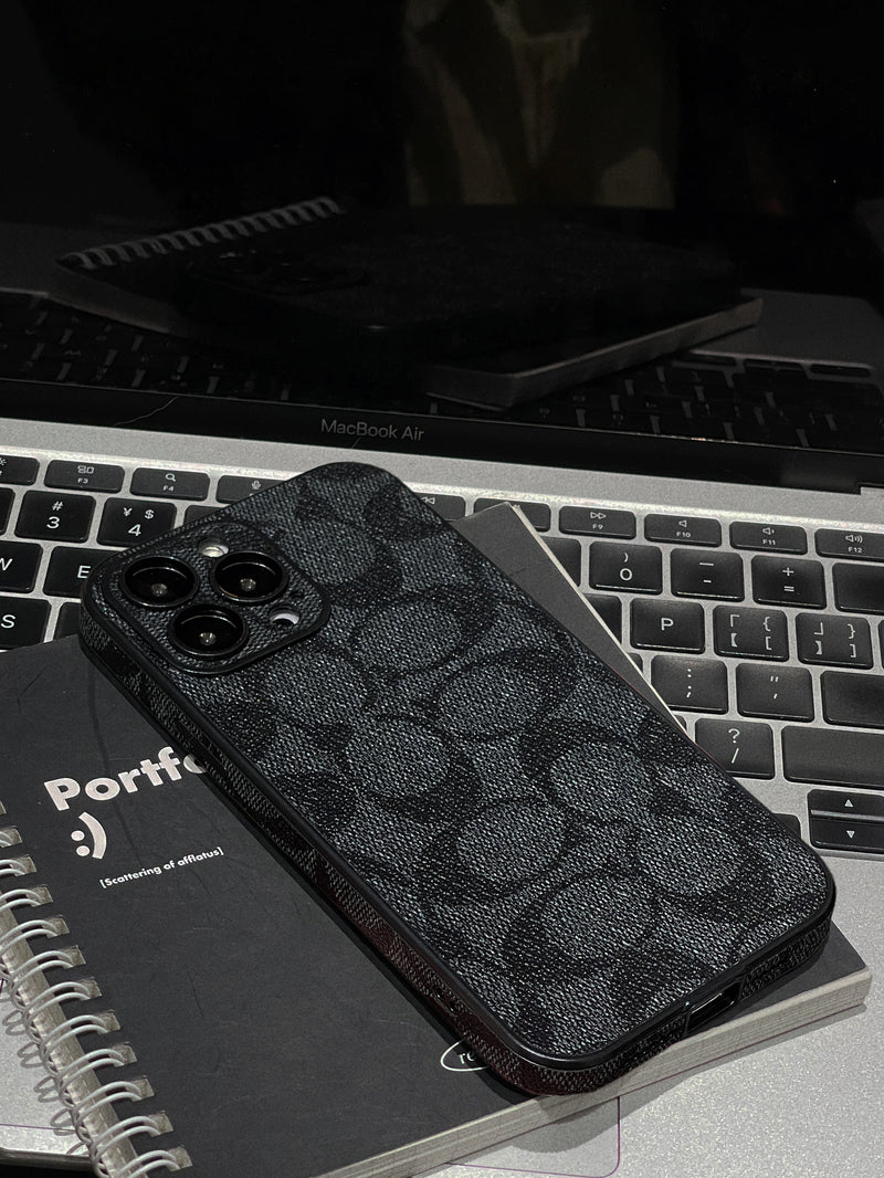 Classic iPhone Case Black -QB240402