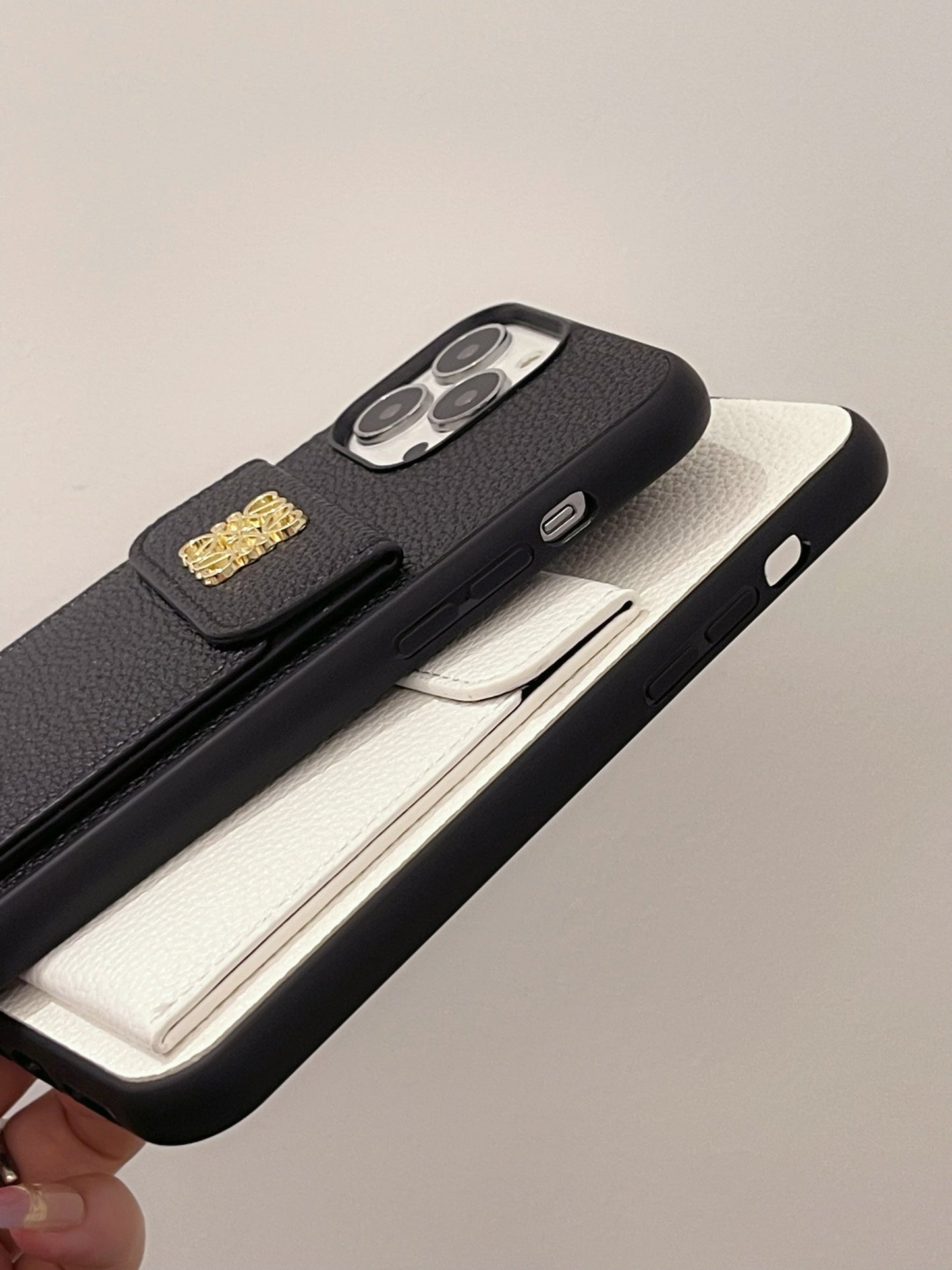Πολυτελής θήκη για iPhone με θήκη κάρτας Μαύρη-QBK240603