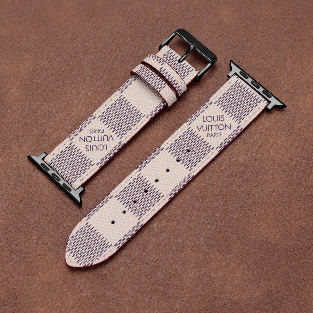 Ledaj Monogramaj Apple Watch Bandoj
