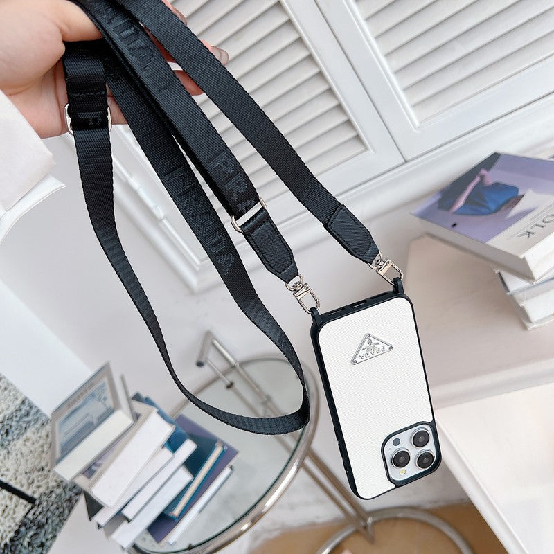 Luxuriöse iPhone-Hülle aus Leder zum Umhängen
