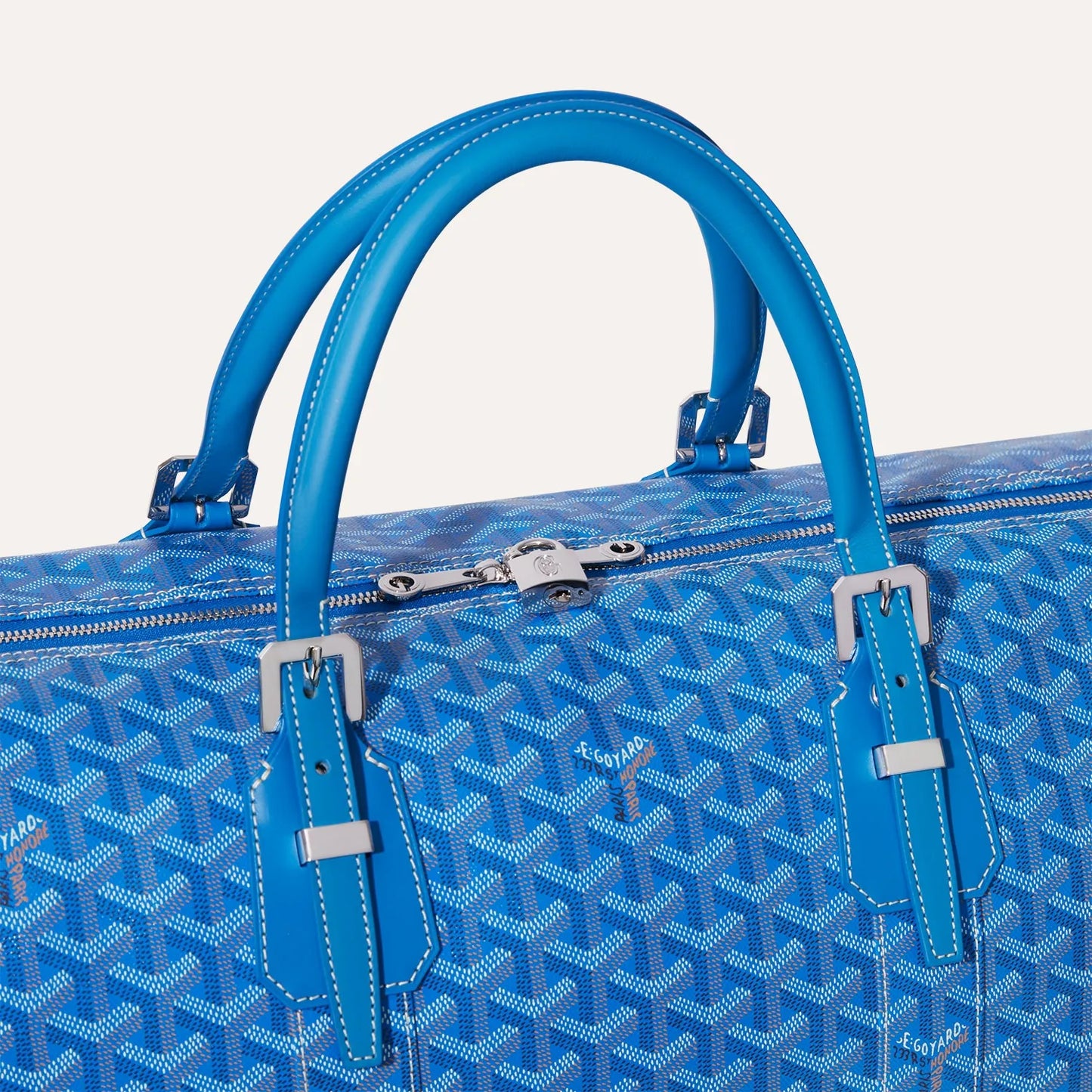 Luxury Weekender Travel Bag – Your Perfect Companion for Every Getaway