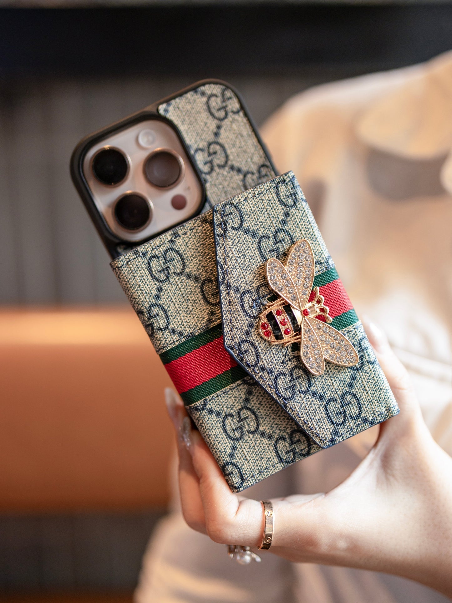 Premium Advanced Crossbody iPhone-etui med kortholder & skulderrem