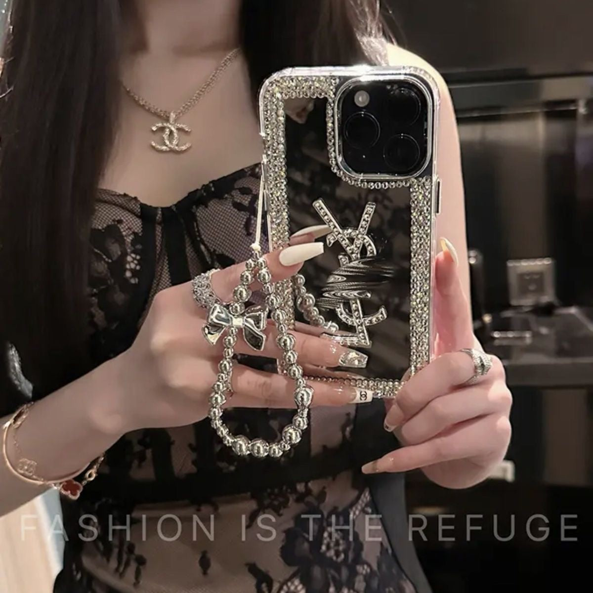 Coque iPhone Glamorous Beauty Mirror – Maquillage & Style en déplacement !