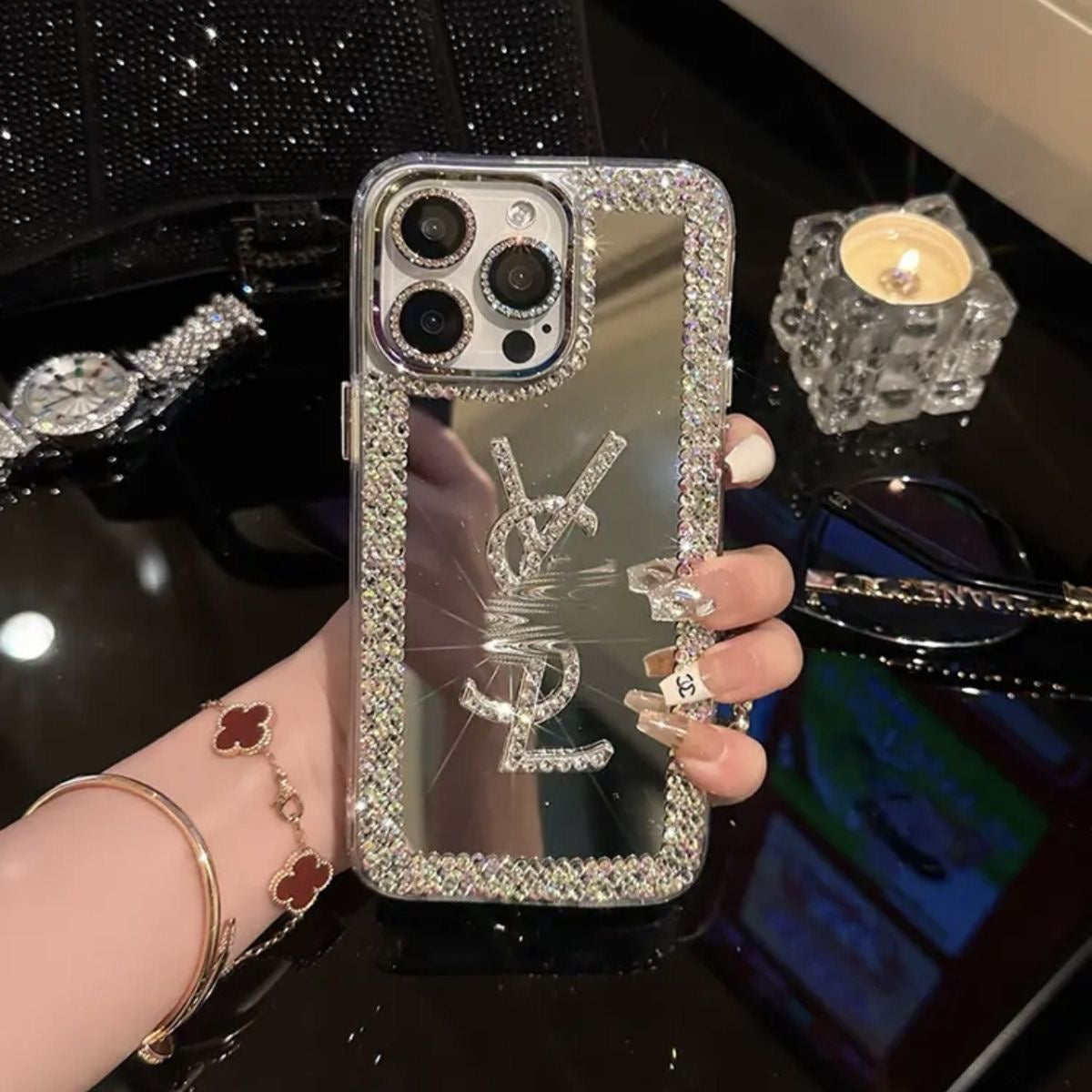Coque iPhone Glamorous Beauty Mirror – Maquillage & Style en déplacement !