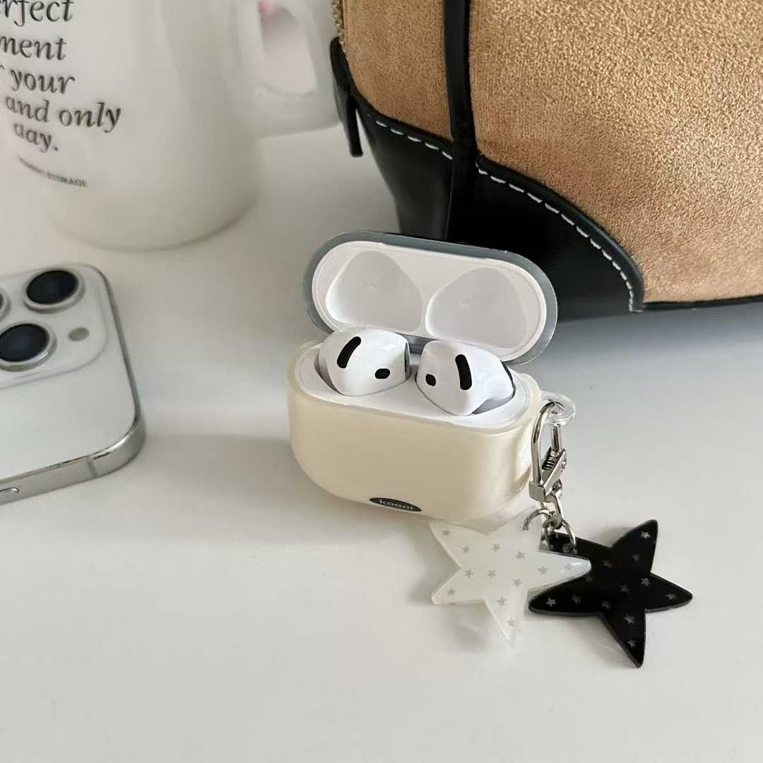 حافظة AirPods مع حلية Starry Night - أسود & أبيض