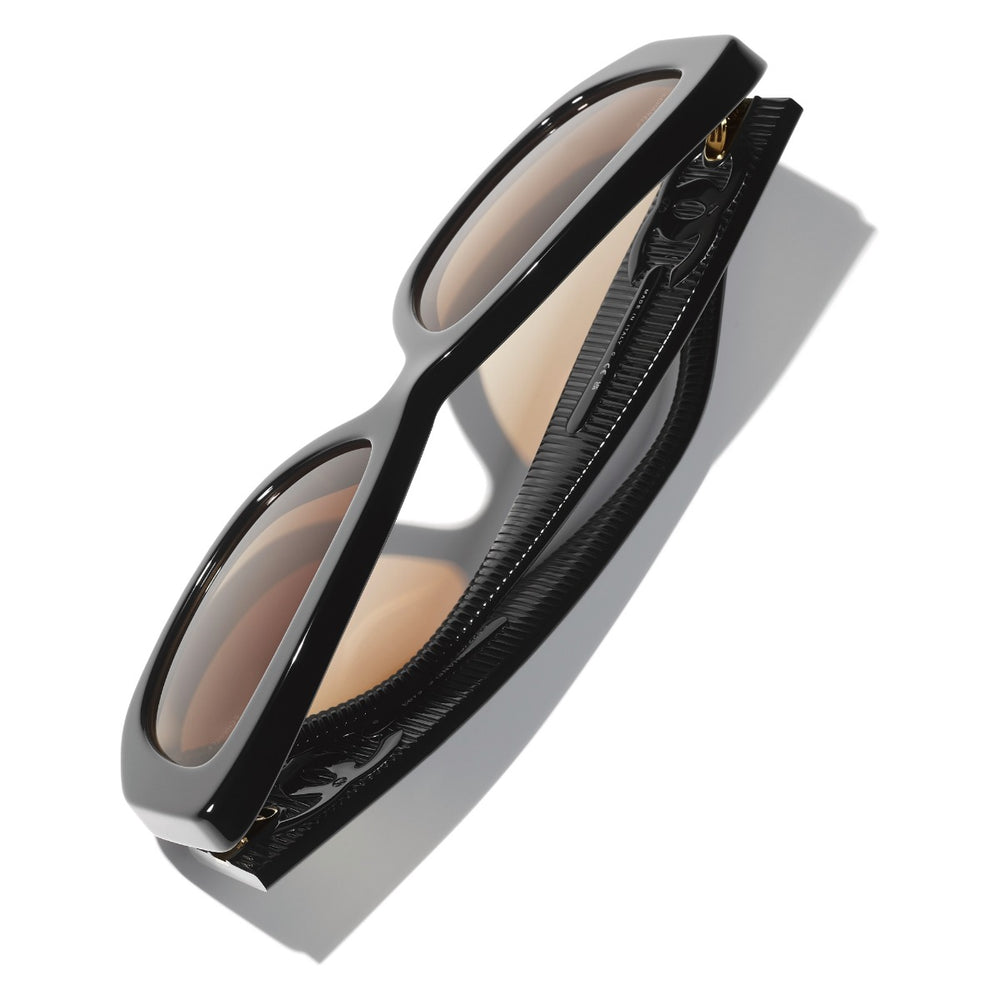 Classic Retro Frame Sunglasses
