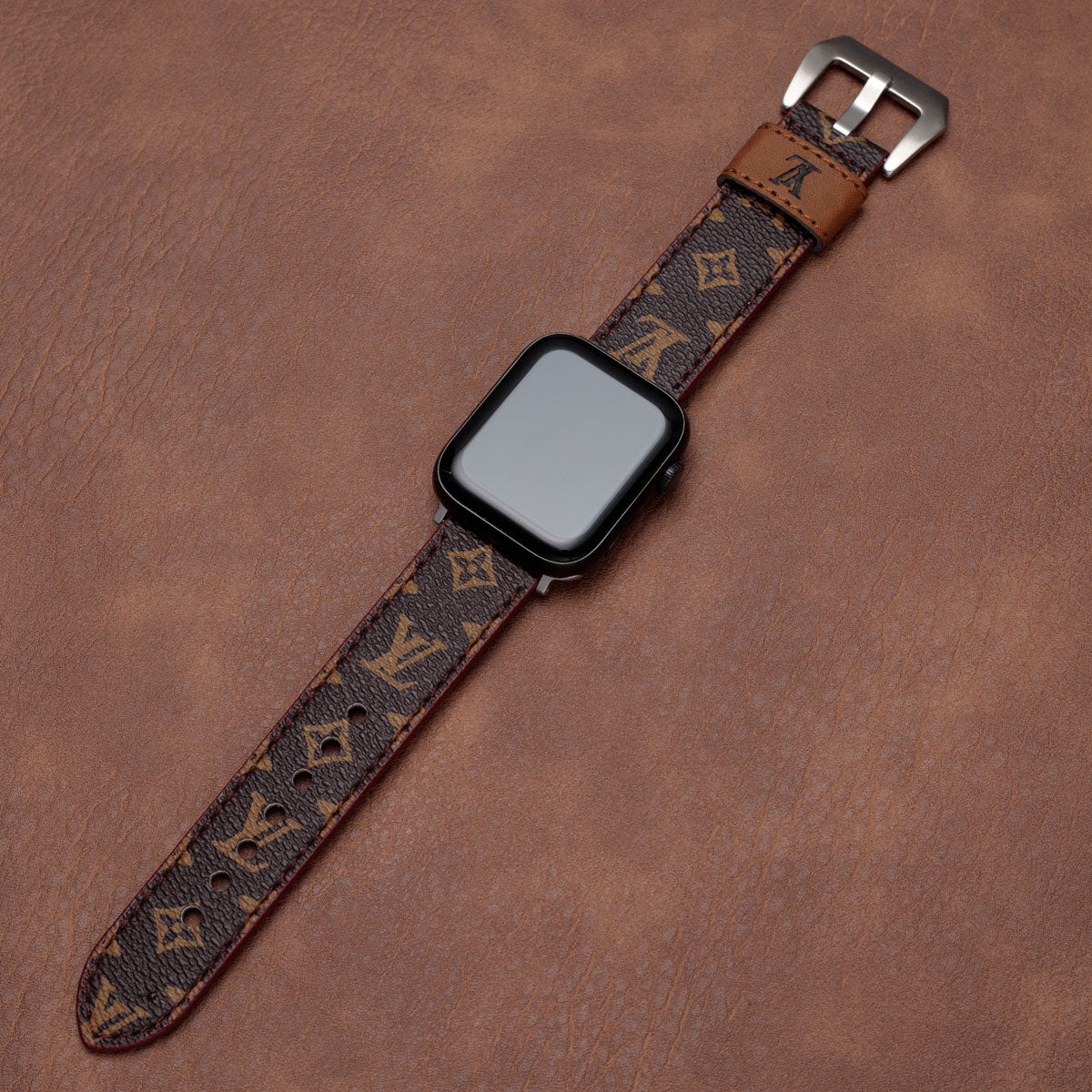 Ledaj Monogramaj Apple Watch Bandoj