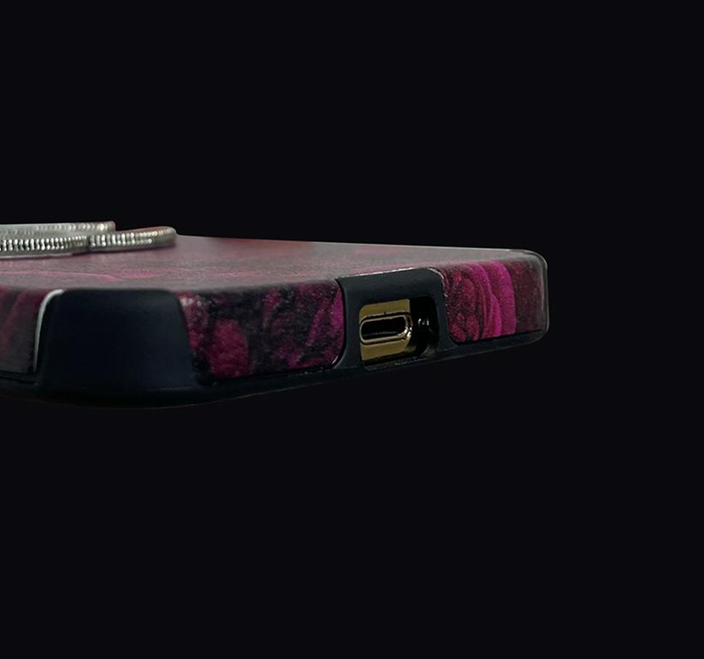 Luxury Velvet Rose Case for iPhone – Full-Lens Protection