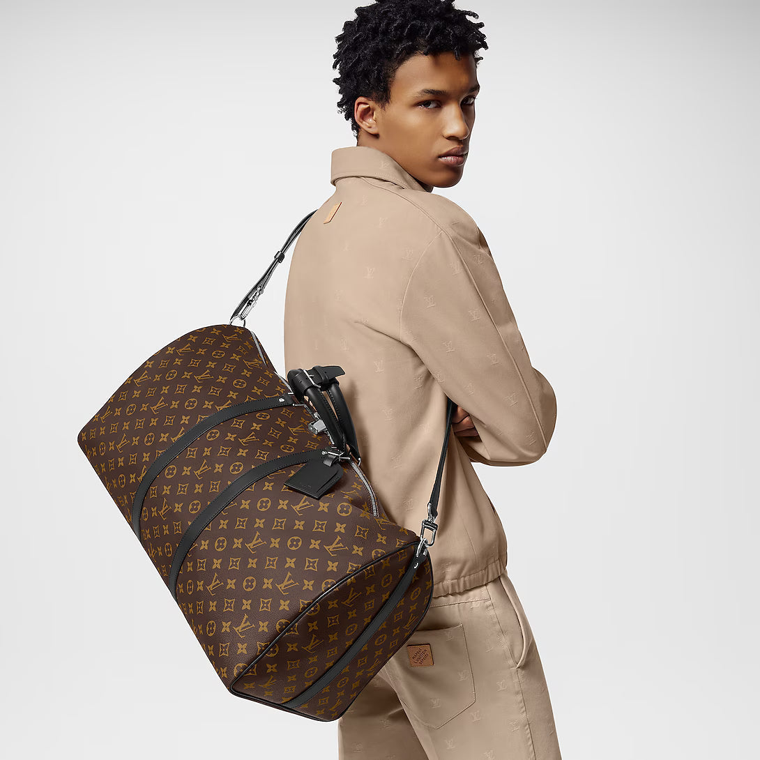 L-Luxury Monogram Travel Bag – Elegance On the Go 003