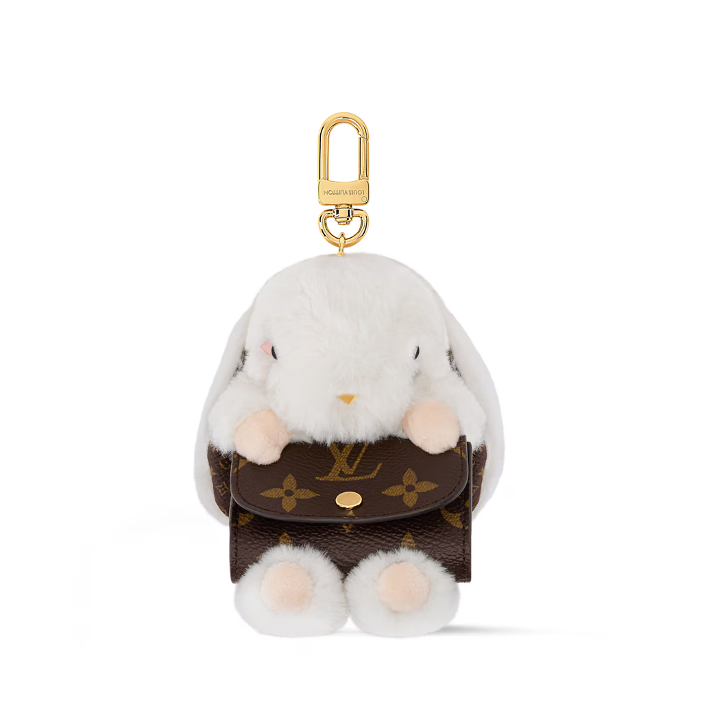Elevate Every Keychain with Timeless Sophistication