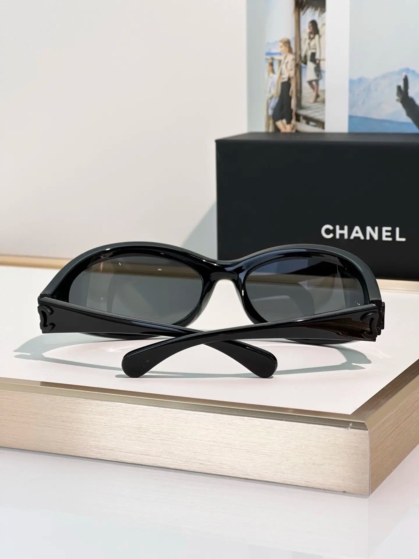 Retro Narrow Frame Sunglasses | Minimalist Black Fashion Shades