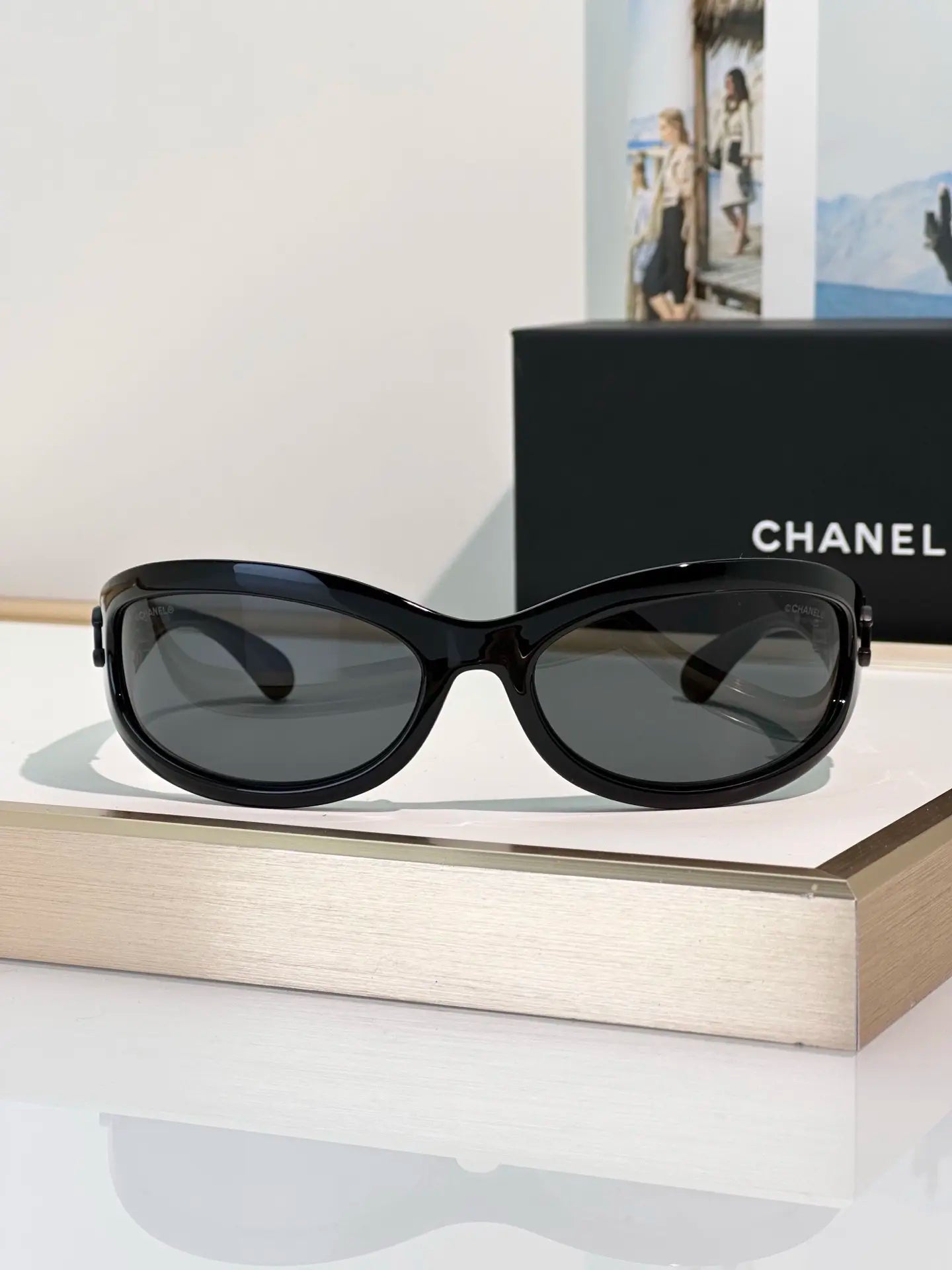 Retro Narrow Frame Sunglasses | Minimalist Black Fashion Shades