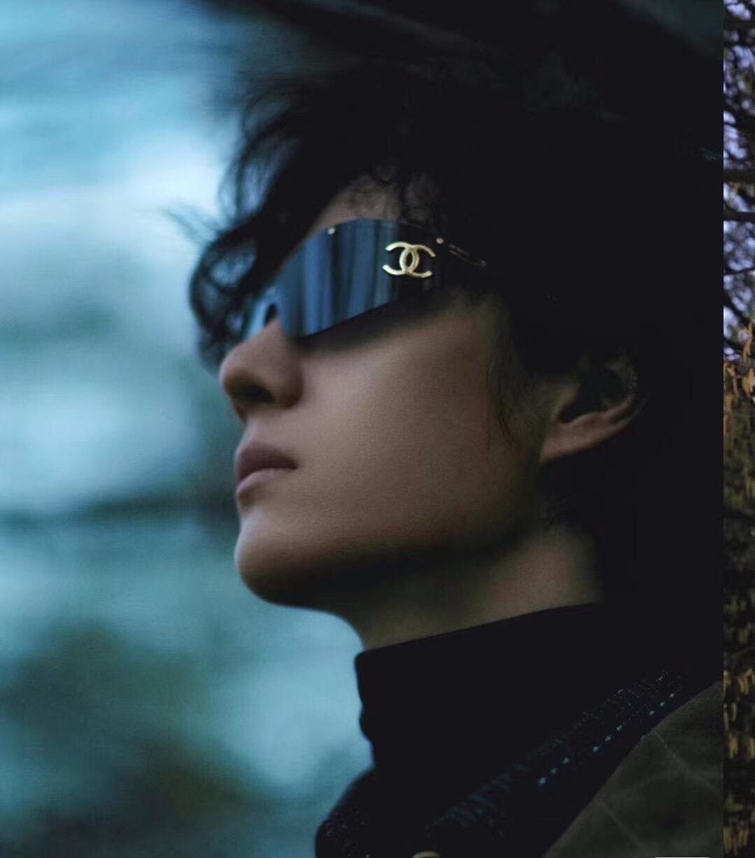 Luxury Rimless Shield Sunglasses | Gold Metal Accent UV400 Fashion Eyewear
